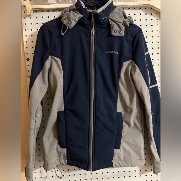 Jaguar Jacket - Picture 2 of 4